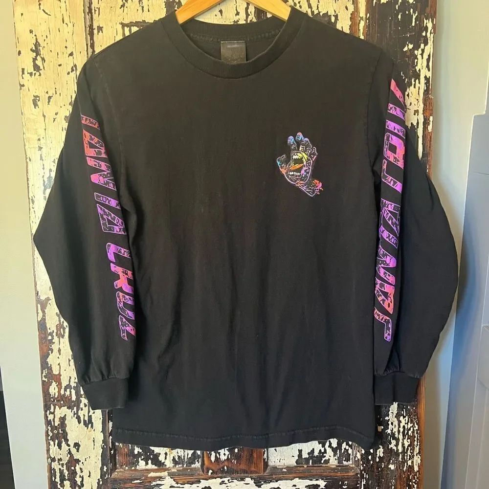 Vintage Santa Cruz long sleeve T-shirt. Unisex size small. Skate. Surf iconic.